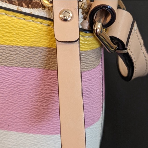 Kate Spade NY Grove Street printed Millie crossbody bag. - Picture 8 of 10